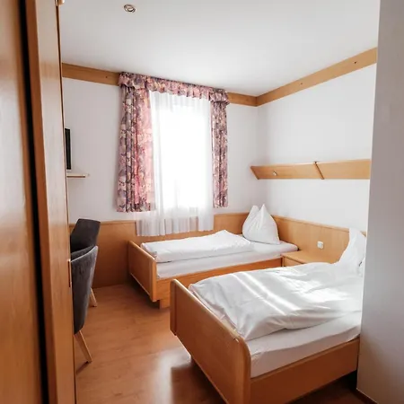 Restaurant Schwarzer Adler Hotell