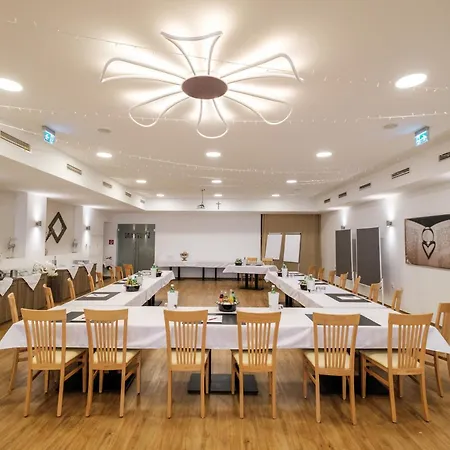 Restaurant Schwarzer Adler Hotel Friedberg