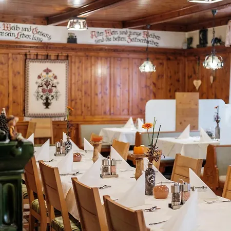 Restaurant Schwarzer Adler 3*