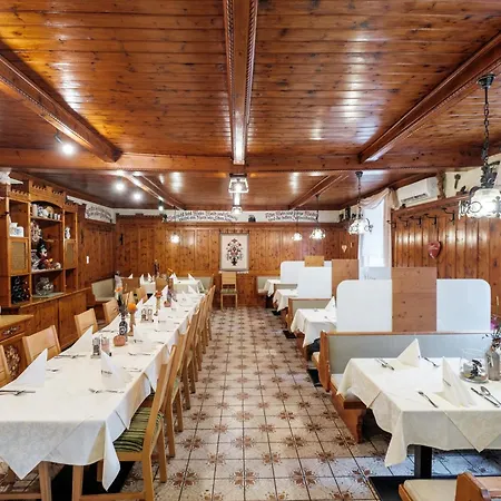 Restaurant Schwarzer Adler 3* Friedberg