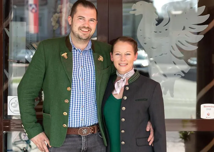 Restaurant Schwarzer Adler Hotel 3*